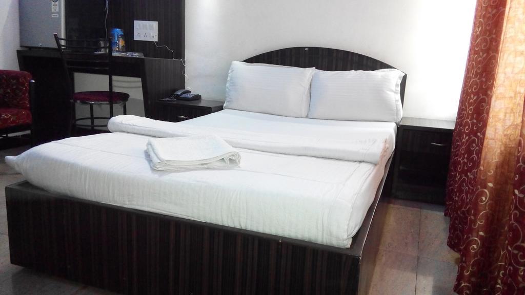 Hotel Richmond Residency Bangalore Oda fotoğraf